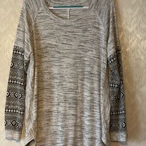 Maurice’s Sweater with Black/Gray/White Patterned Sleeves